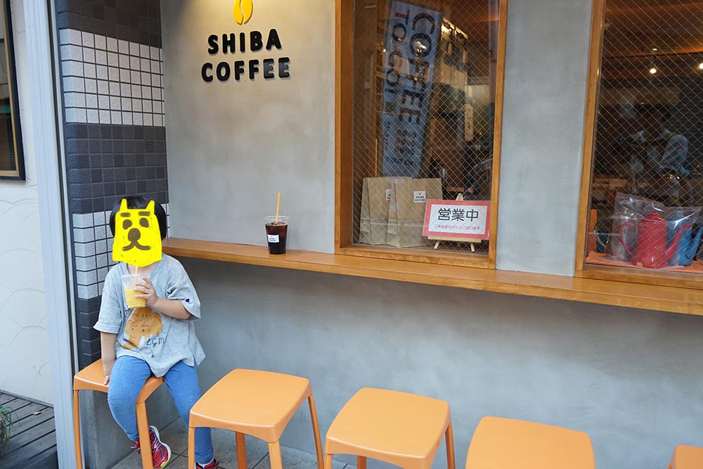 SHIBA COFFEE 外カウンター